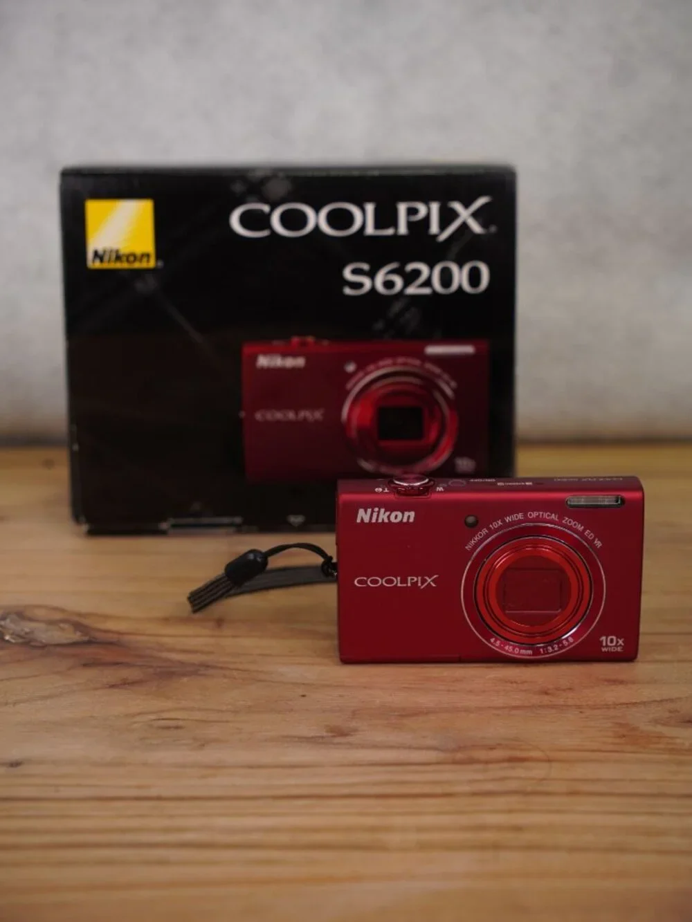 Nikon Coolpix S6200 Digital Camera 10x Optical Zoom Compact Red With Box Tested
